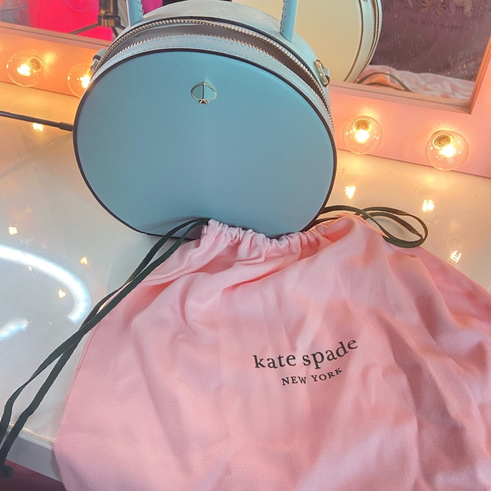Kate spade mint round bag